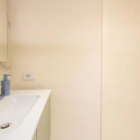 New Apt, Free Parking 2 Min From The Sea Sestri Levante