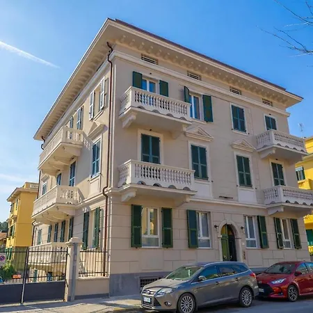 New Apt, Free Parking 2 Min From The Sea *