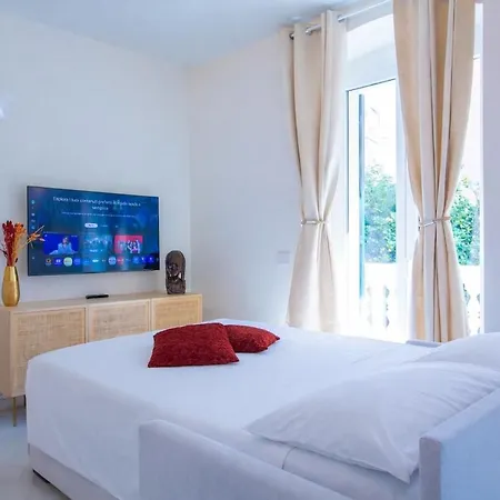 New Apt, Free Parking 2 Min From The Sea Sestri Levante